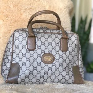 Classic Auth Vtg Gucci Plus Bag!💗